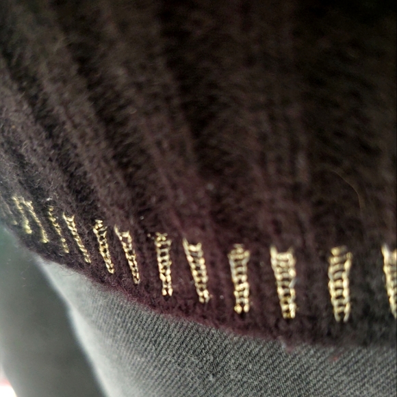 Vintage 80s Style Sweater Shimmery Gold Swirls - Picture 8 of 11